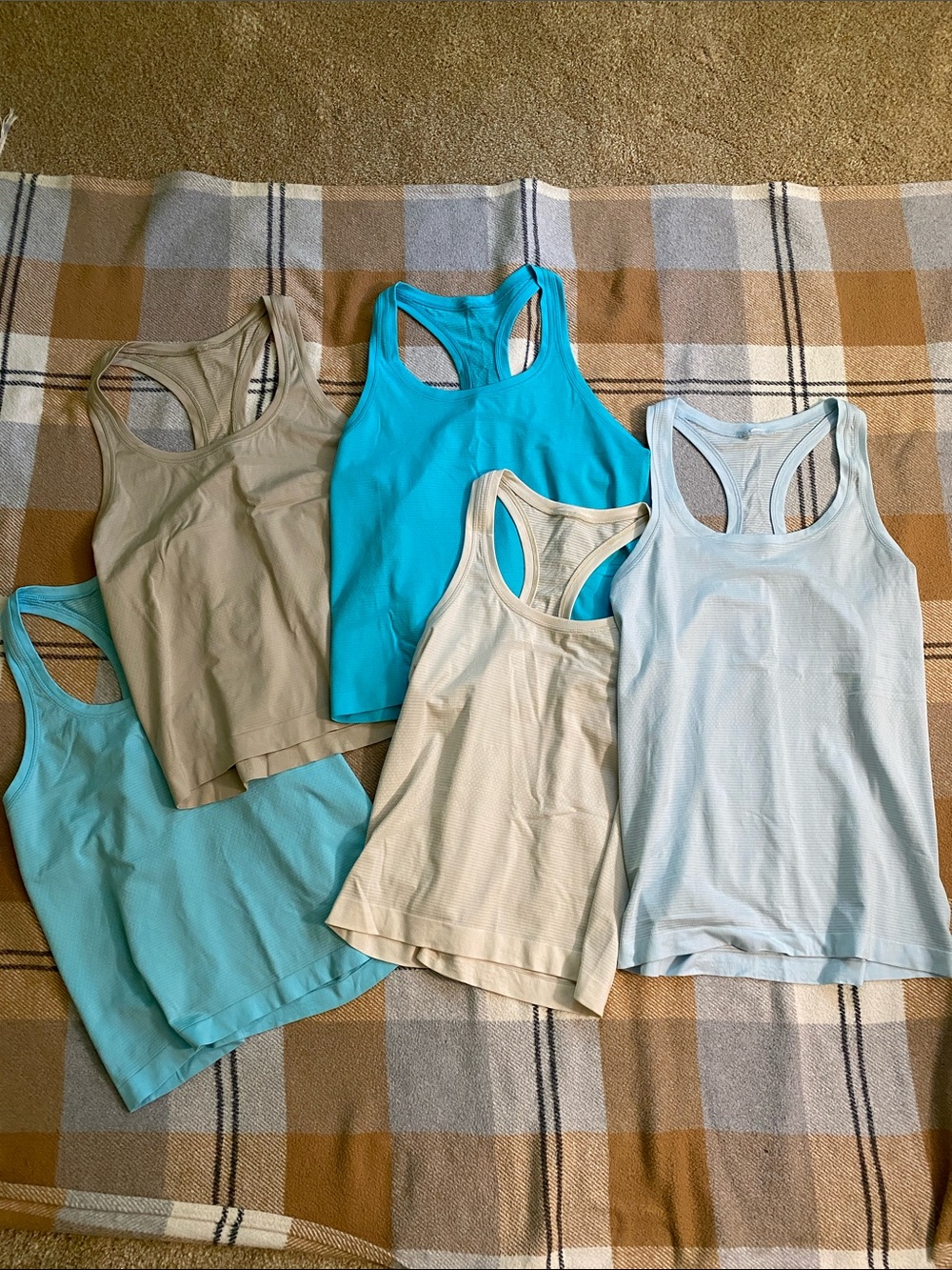 Lululemon Swiftly Tank Bundle - Size 8